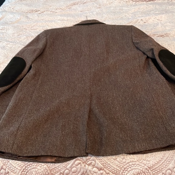 Beautiful young men sport jacket - Picture 6 of 8